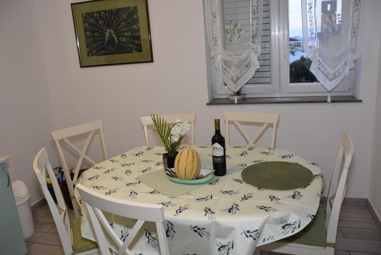 Apartmani Mira Klenovica Luaran gambar